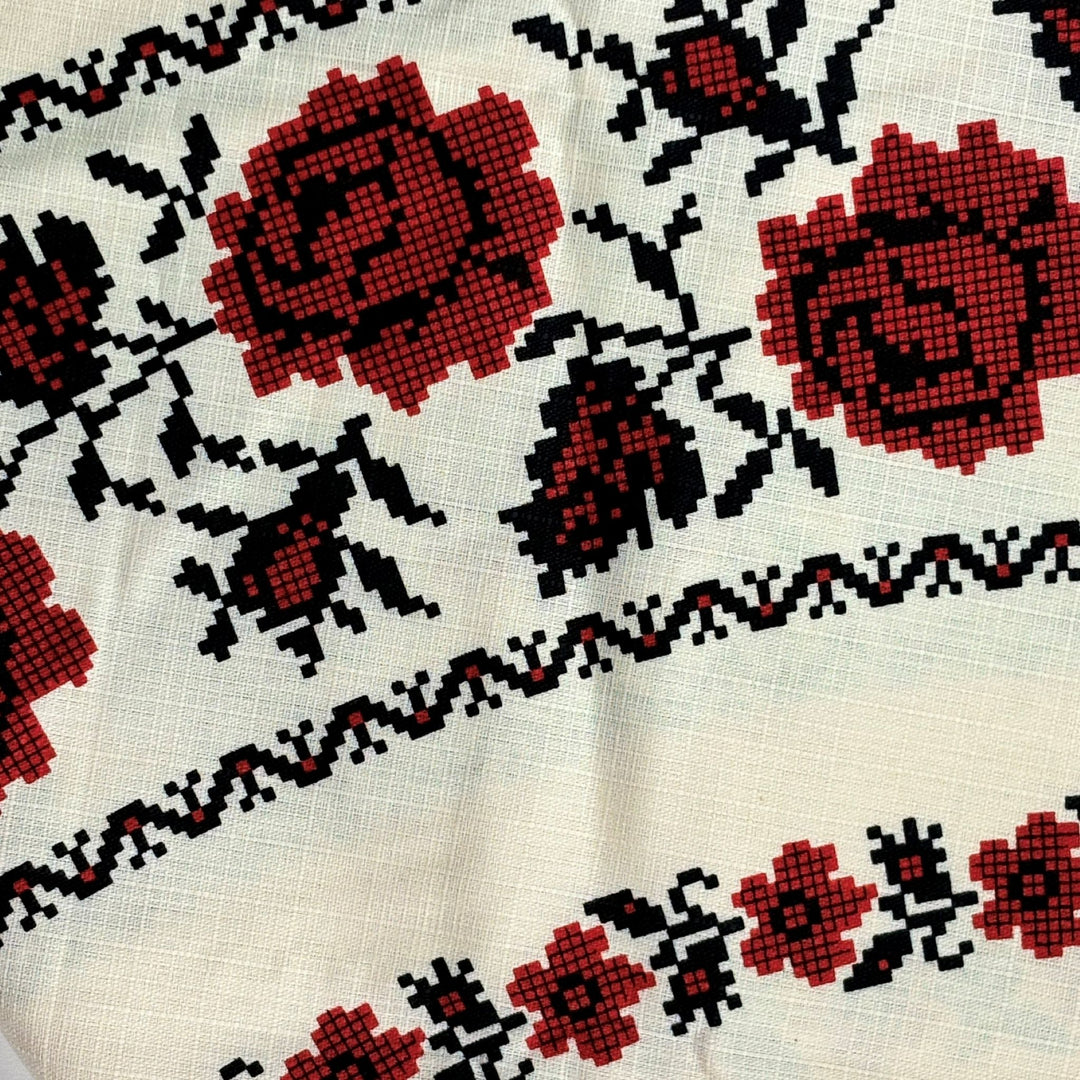 Round tablecloth