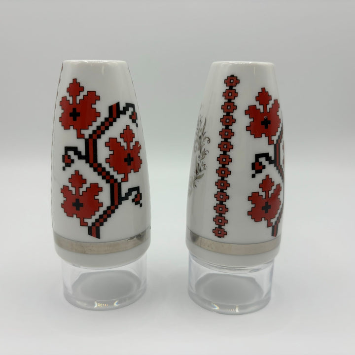 Salt and pepper shakers-25th anniversary set