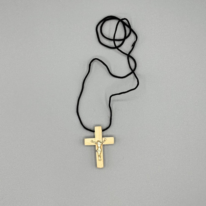 String Necklace with Cross